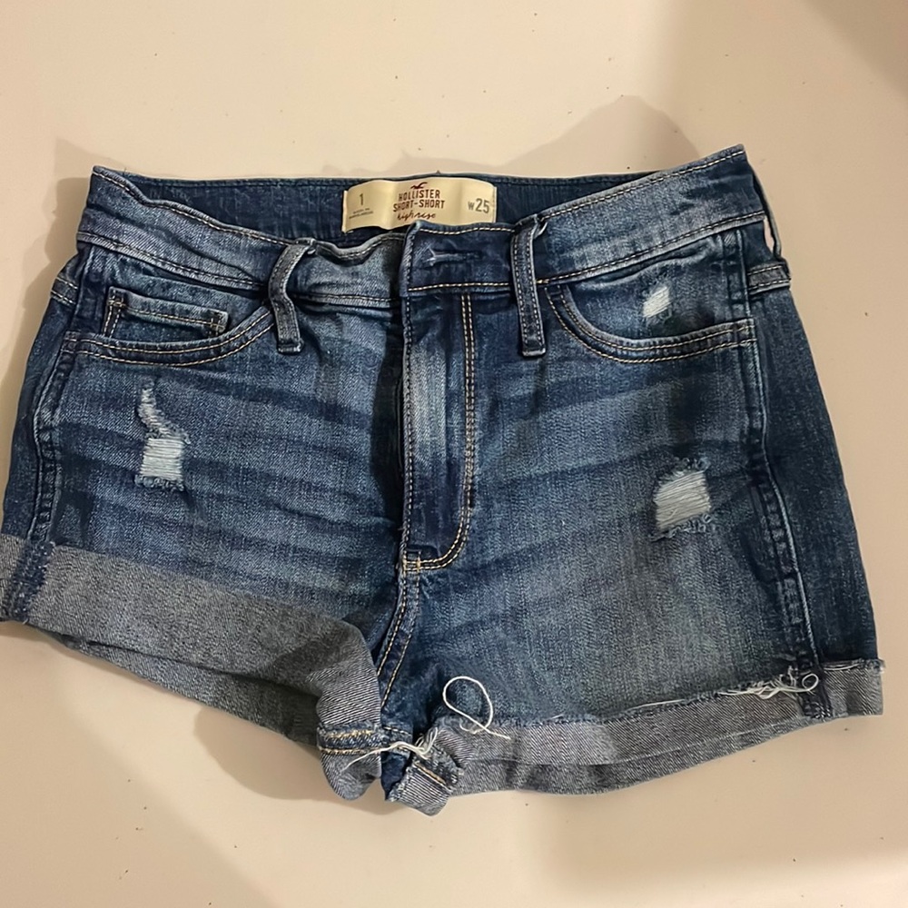 Hollister high rise shorts
